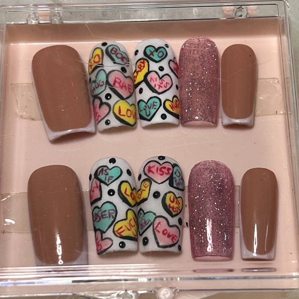 Heart Design Nail Set with Glitter Accents
